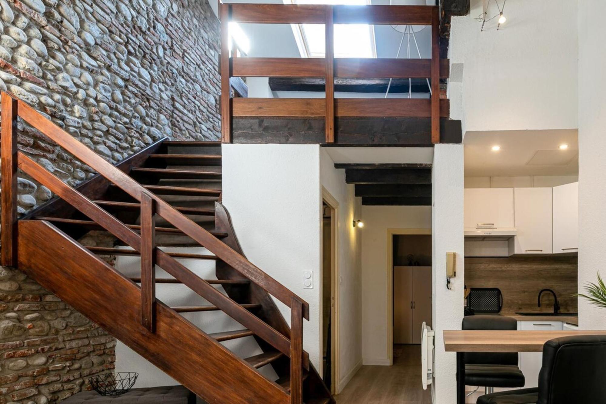 Atlas - Nexus Apartment
